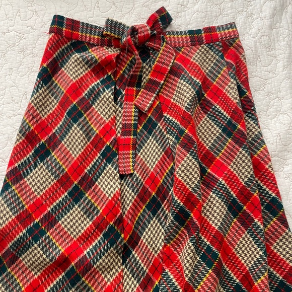 Vintage/Retro Wrap Skirt with Ties - Picture 6 of 6